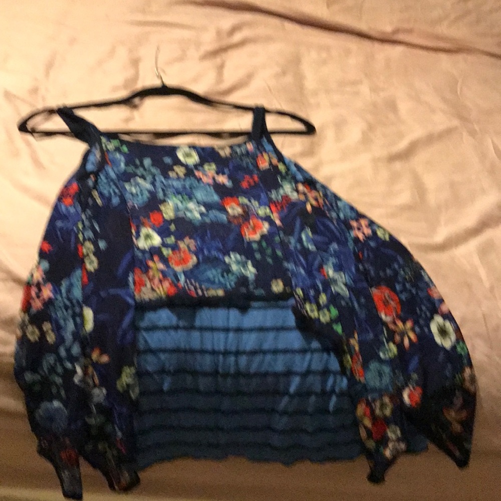 Shirt - Picture 2 of 3
